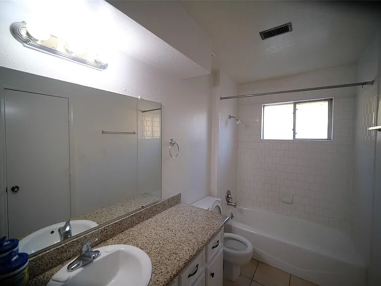 12327 Bexley Dr — Photo 8