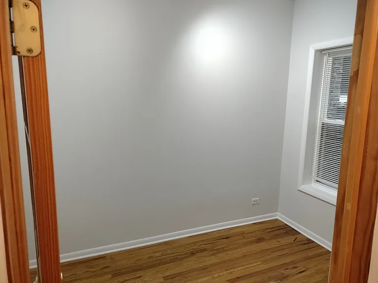 823 N Damen Ave #2R — Photo 11