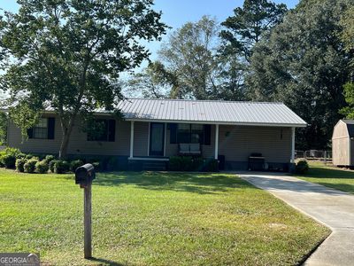 568 Lawndale Dr, Eastman, GA, 31023