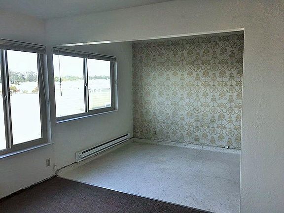 3rd image of 1336 Judah St APT 203