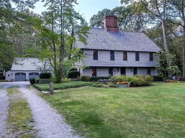 399 Bungy Rd, Scituate, RI 02857