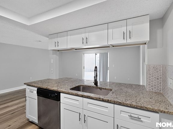 4th image of 4846 Dogwood St