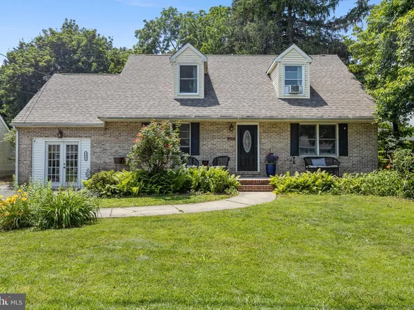 111 Delaplane Ave, Newark, DE 19711