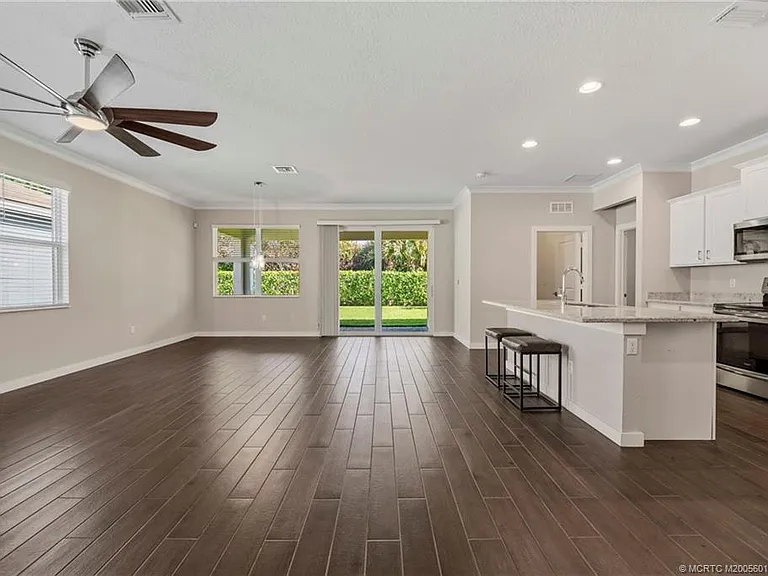 7461 SW Harbor Cove Dr — Photo 7