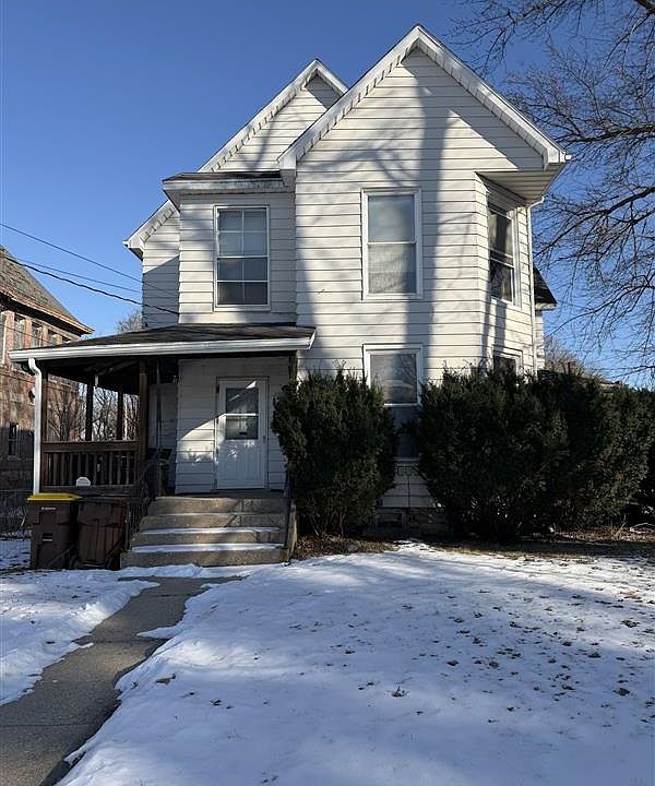 1st image of 1219 S Chicago Ave
