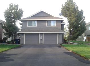 2906 SW Juniper Ave, Redmond, OR 97756