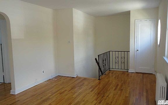 4th image of 25504 74th Ave
