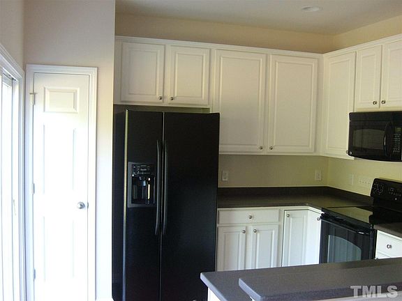 3rd image of 7110 Racine Way