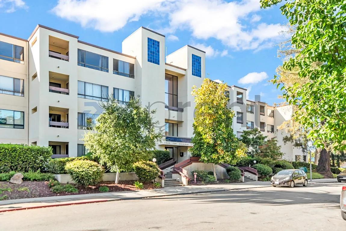 1 bed, 897 sqft, $3,750 — Photo 1