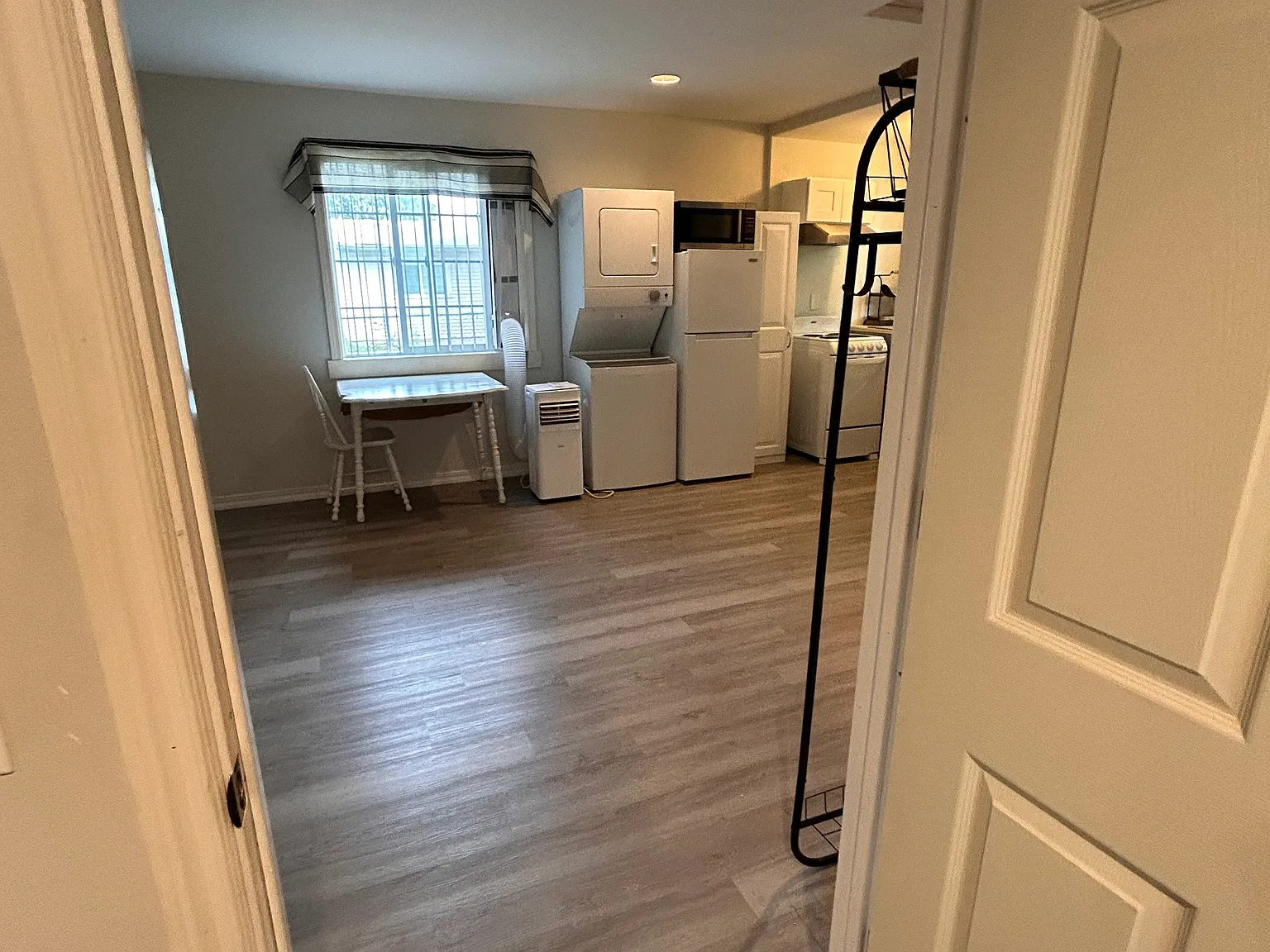1 bed, 600 sqft, $1,300 — Photo 4