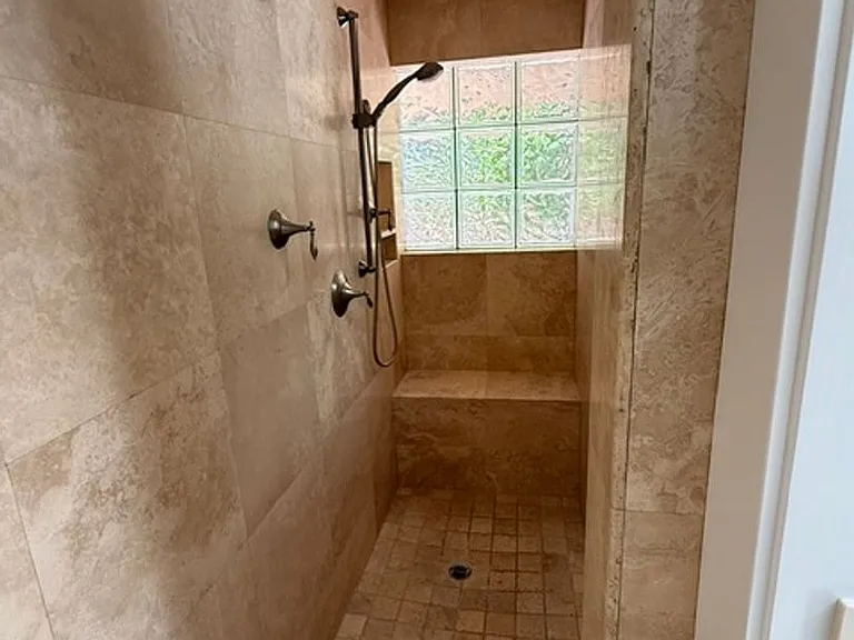 21 Deer Oaks Ct — Photo 16