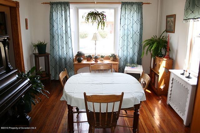 2nd image of 313 Dolph St