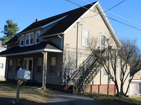 25 Quinebaug Rd, Dudley, MA 01571