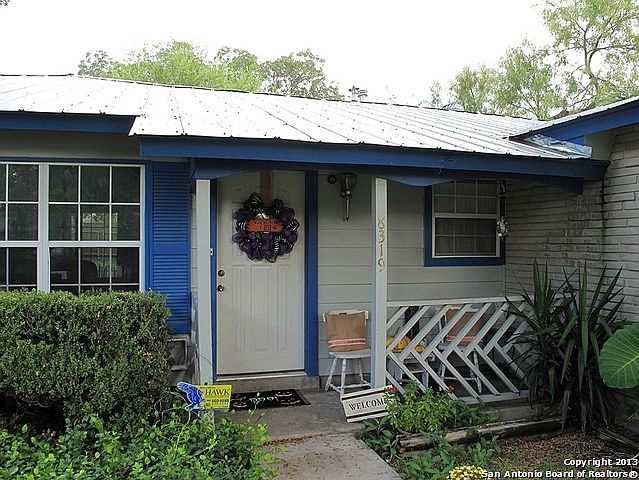 1st image of 8319 WHITE OAK DR