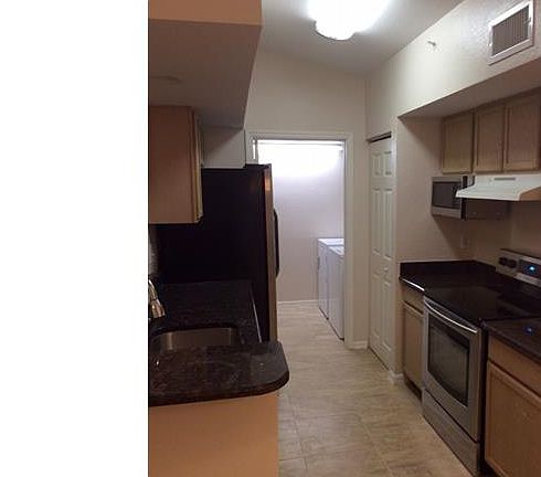 5th image of 4645 Saint Croix Ln APT 1333
