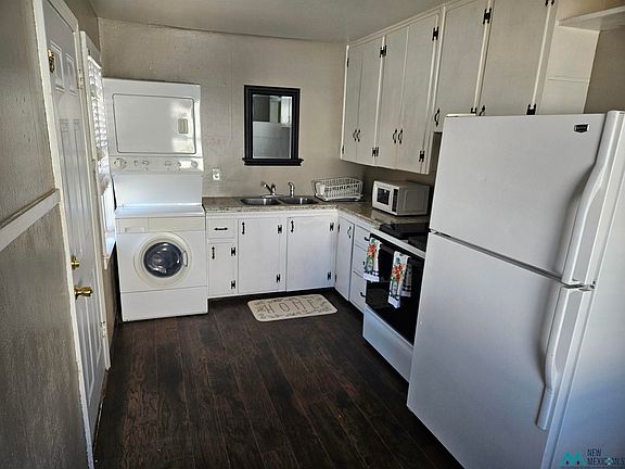 5th image of 805 S 5th St