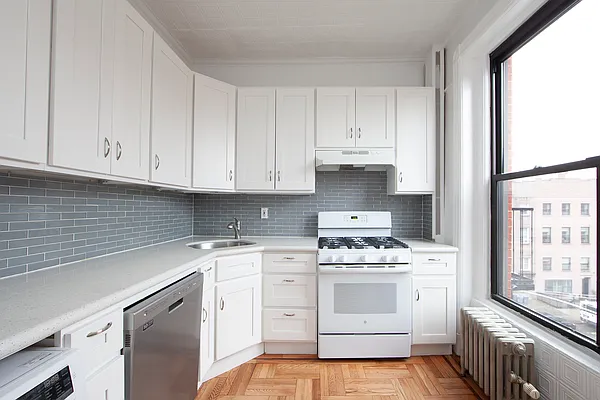 Rented by Douglas Elliman | media 4