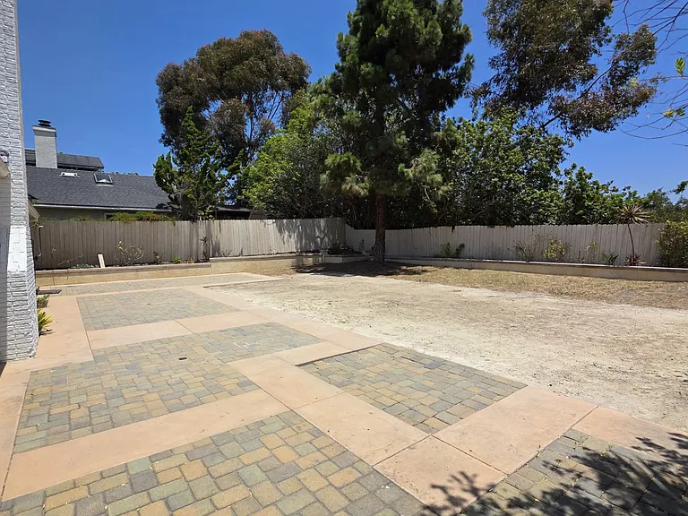 7118 Columbine Dr — Photo 6
