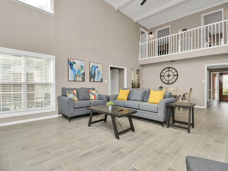 1807 Saddlecreek Dr — Photo 37