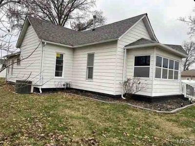 875 Martin Luther King Jr Dr, Centralia, IL, 62801