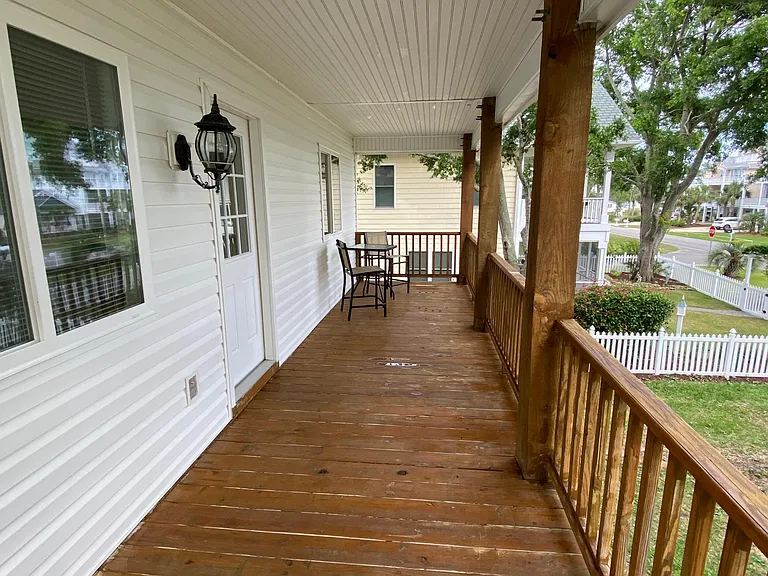 602 Ocean Blvd — Photo 25