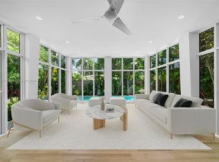 821 NE 71st St, Miami, FL 33138