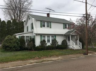 12 Lafayette St, West Warwick, RI 02893
