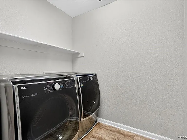 10543 Laurelglen Cir — Photo 25