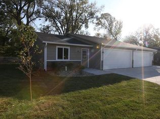 Bradford Estates, Newton, IA 50208