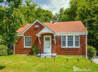 1020 Horseshoe Dr, Nashville, TN 37216