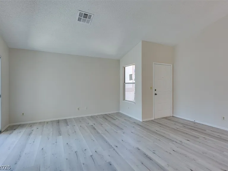582 Searchlight Dr — Photo 41
