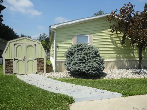 141 Concord, Adrian, MI 49221