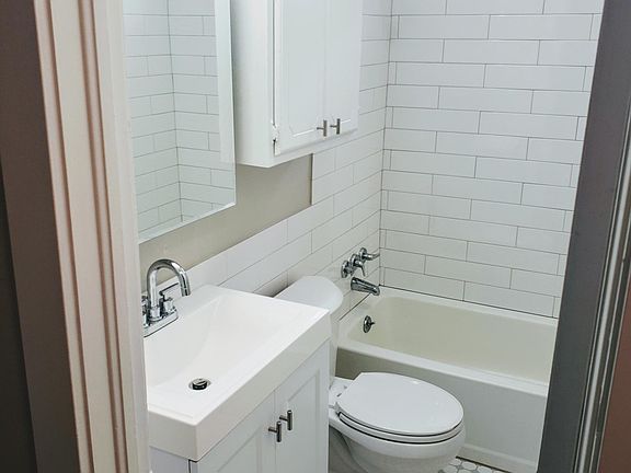 5th image of 3964 Beechwood Ln