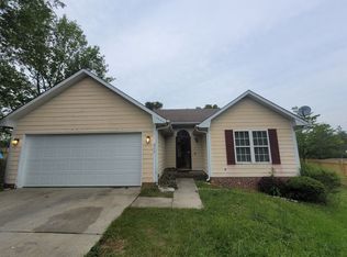 317 Buckeye Dr, Raeford, NC 28376
