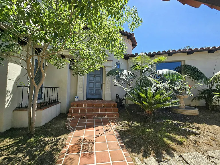 3539 Elliott St — Photo 44