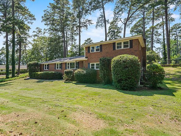 3rd image of 4003 Rockbridge Rd