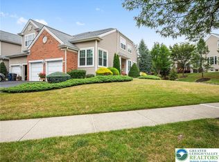 4431 Creek Rd, Allentown, PA 18104