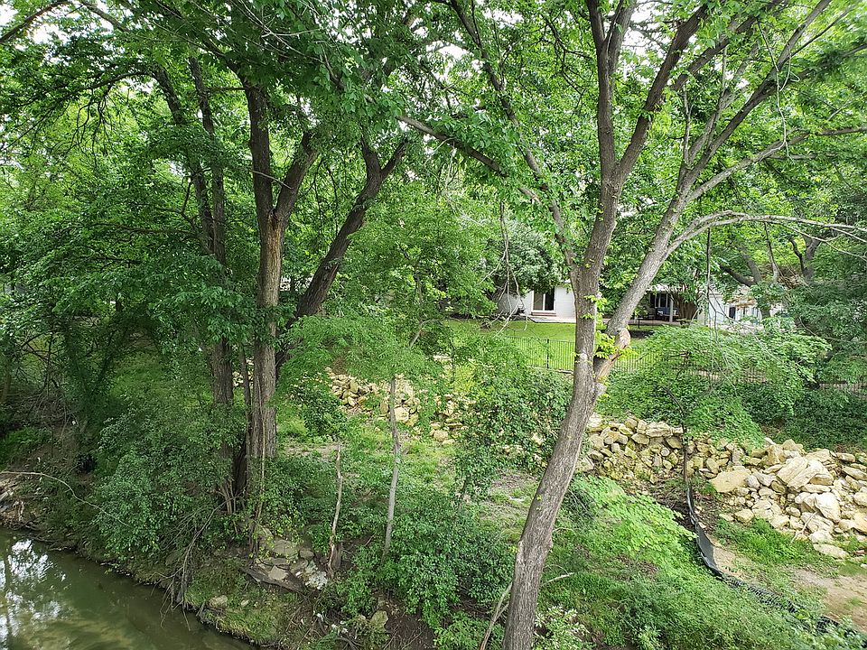 11405 Lamplighter Ln, Dallas, TX 75229 Zillow