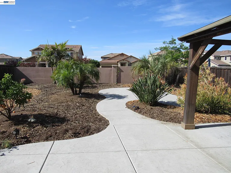 607 Guild Rd — Photo 9