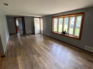 3537 Ashland Ave, Steger, IL 60475