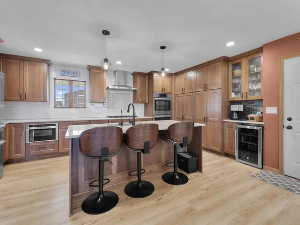 142 County Road N, Edgerton, WI 53534