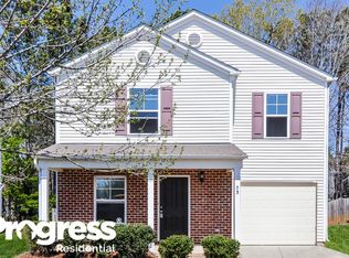 75 Valleyfield Dr, Clayton, NC 27527