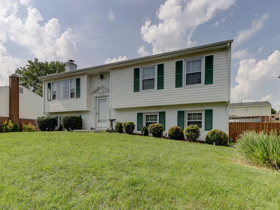 1st image of 1920 Cambridge Dr