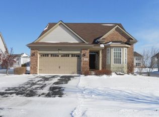 804 Colchester Dr, Oswego, IL