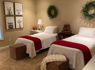 6498 Cook Rd, Powell, OH 43065