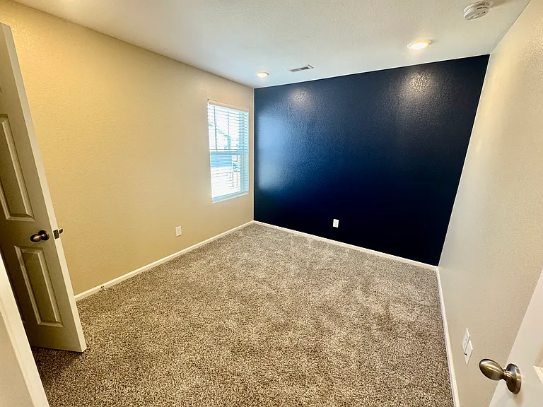 765 N Shawnee St — Photo 23