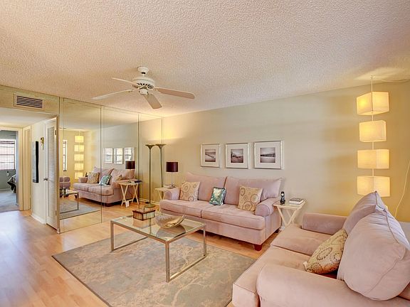 5th image of 462 Piedmont Park #J