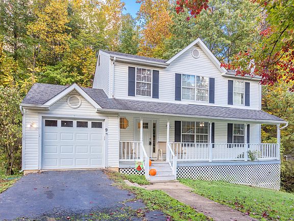 3rd image of 9 Parkwood Ct