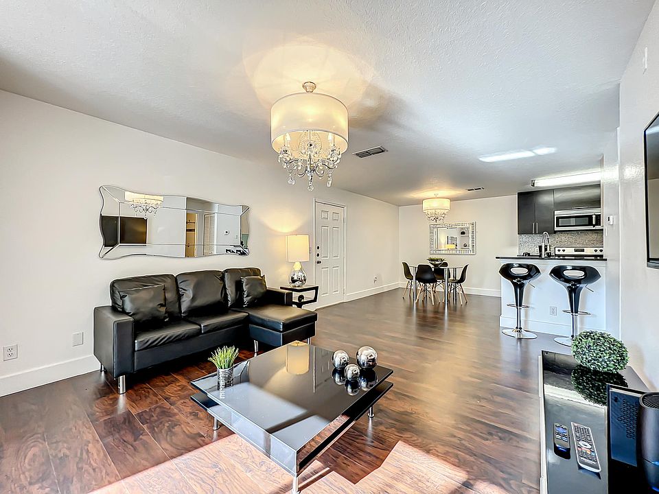 1st image of 7630 Pissarro Dr #200