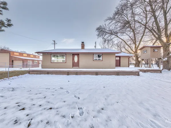6750 Elmore Rd, Fruitland, ID 83619